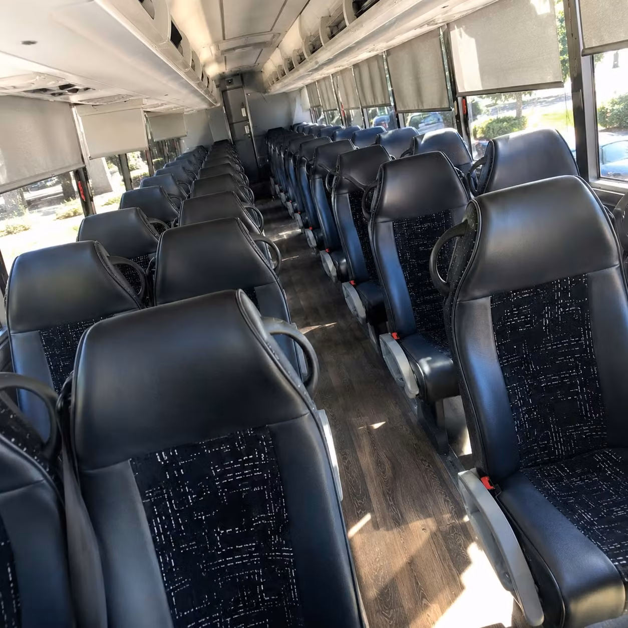 keeping veterans and jblm connected personnel moving across central washington with reliable charter bus service