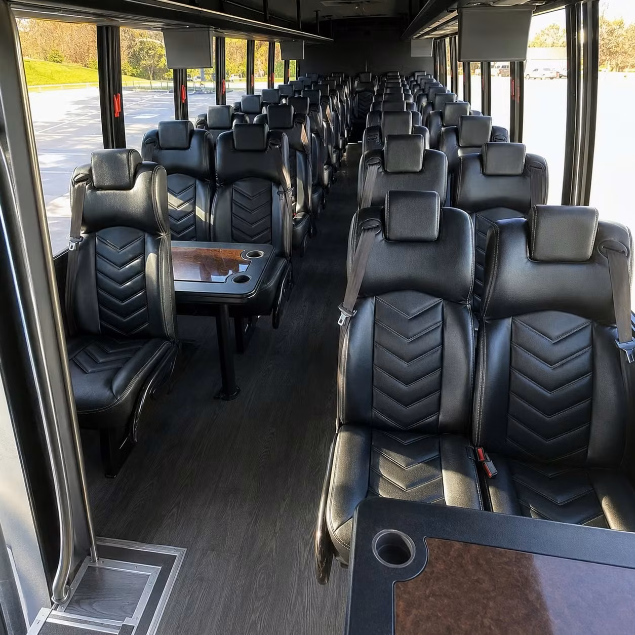 minibus rentals for yakima arts and history field trips