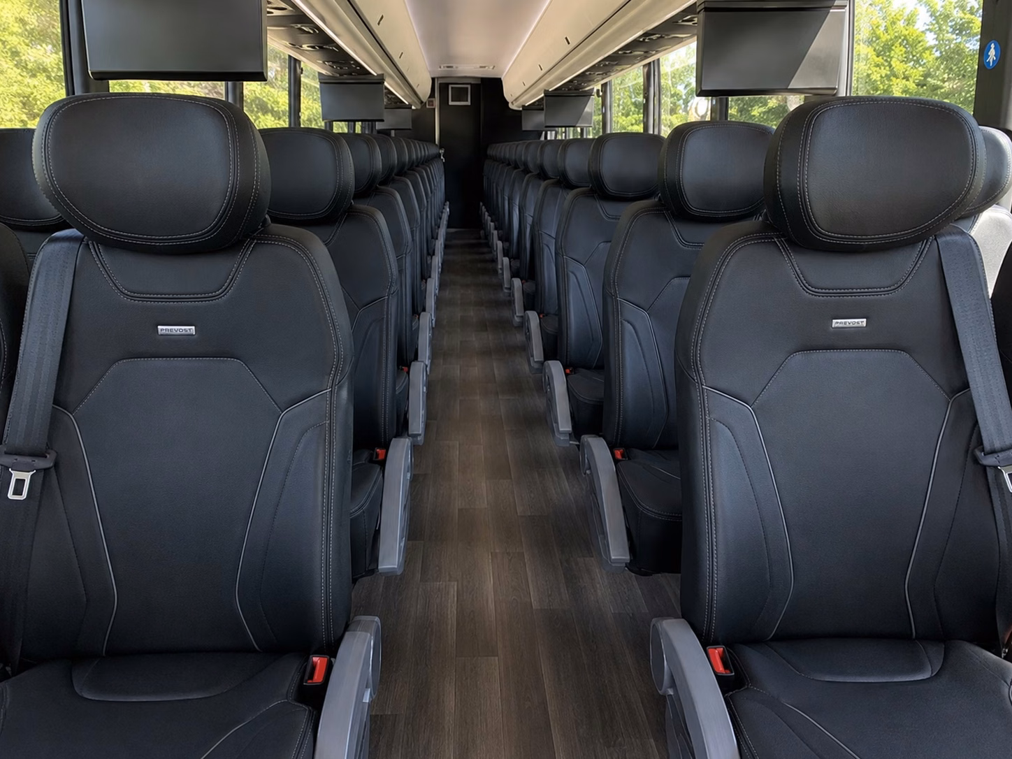 yakima 56 passenger charter bus rental